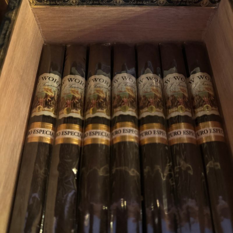 AJ Fernandez New World Puro Especial Short Churchill (bx/20)