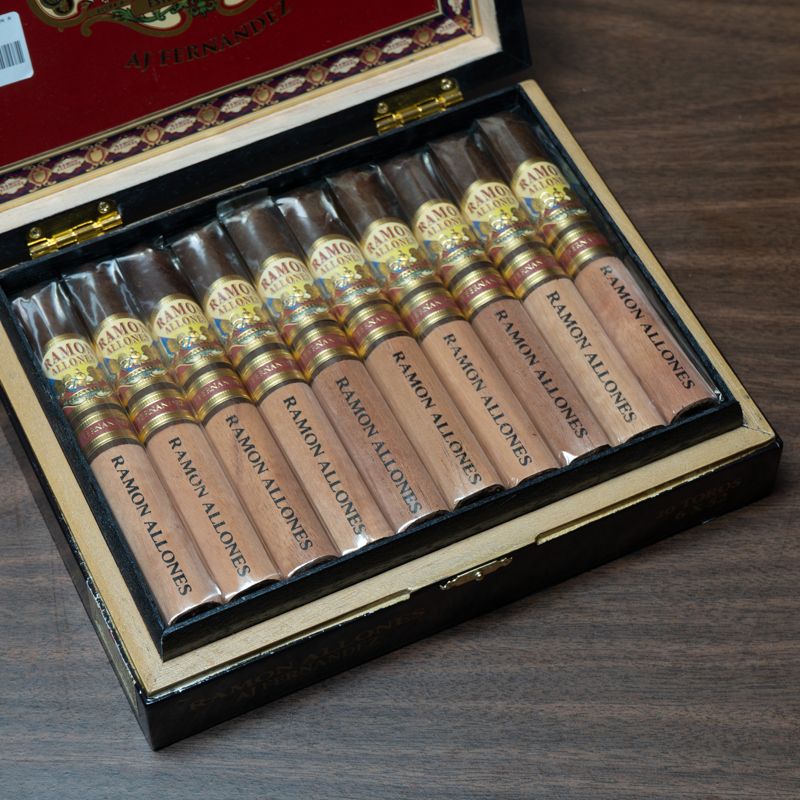 AJ Fernandez Ramon Allones Robusto (bx/20)
