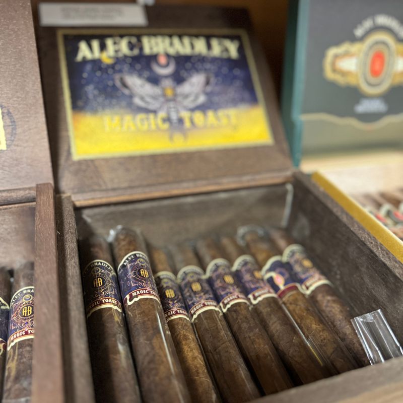 Alec Bradley Magic Toast Robusto (bx/24)