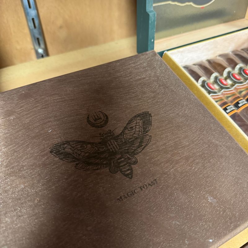 Alec Bradley Magic Toast Robusto (bx/24)