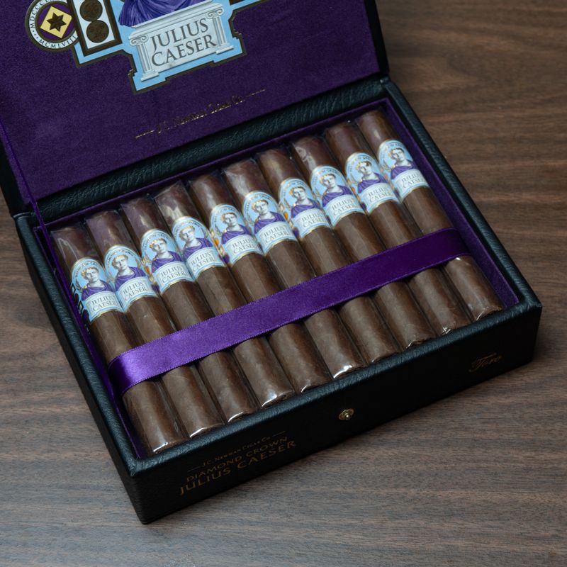 Diamond Crown Julius Caeser Robusto Single (bx/20)