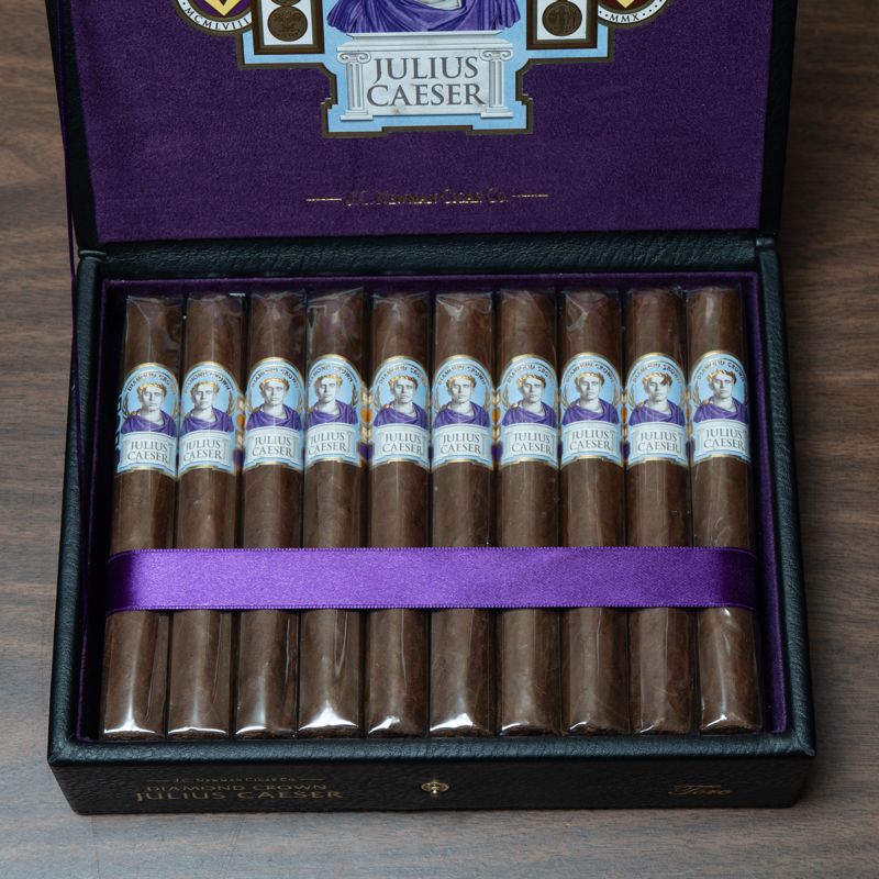 Diamond Crown Julius Caeser Robusto Single (bx/20)