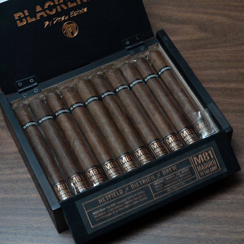 Blackened M81 by Drew Estate Corona Single (bx/20)