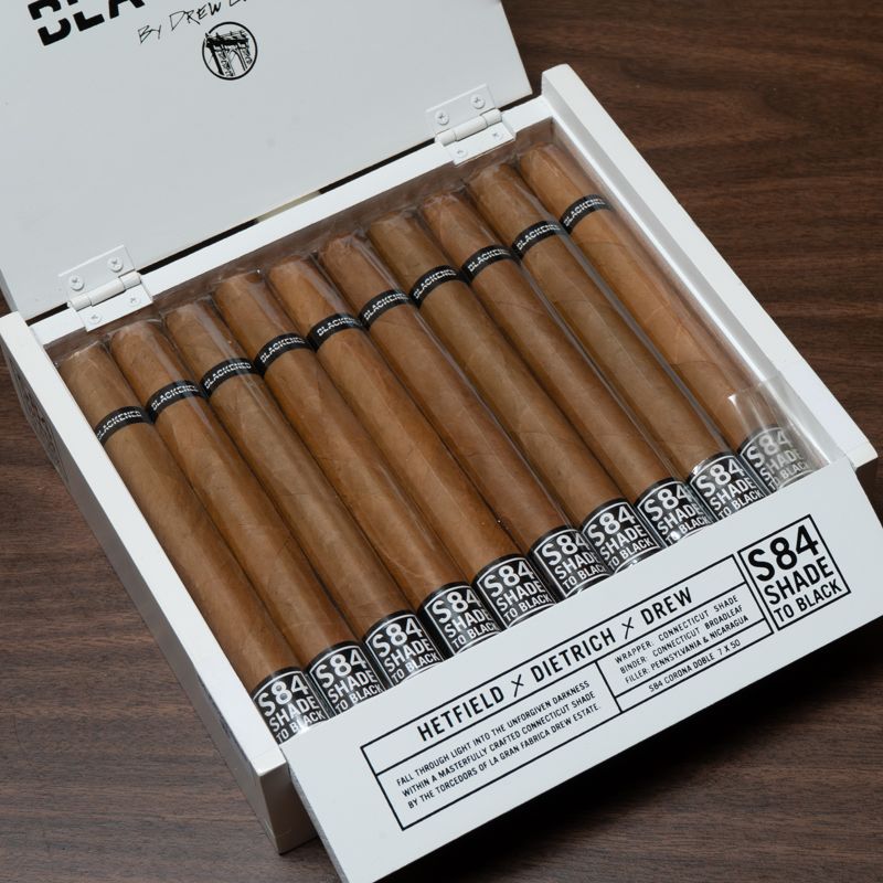 Blackened S84 Shade to Black by Drew Estate Corona (bx/20)