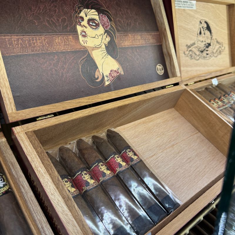 Deadwood Tobacco Leather Rose by Drew Estate Leather Rose Torpedo Single (bx/24)