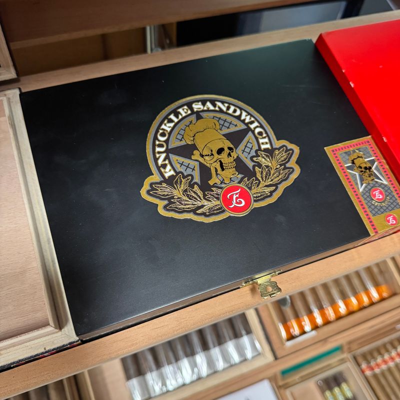 Espinosa Knuckle Sandwich Habano