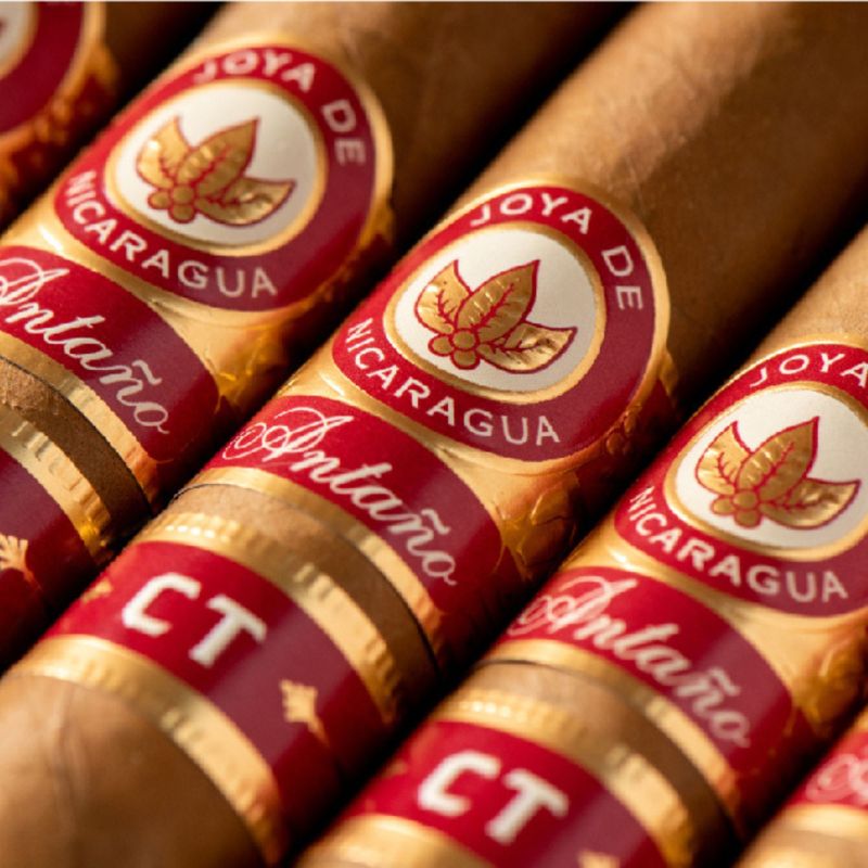 Joya de Nicaragua Antaño Connecticut Toro (bd/25)