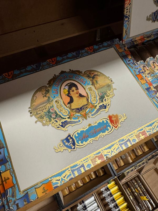 La Aroma de Cuba Mi Amor
