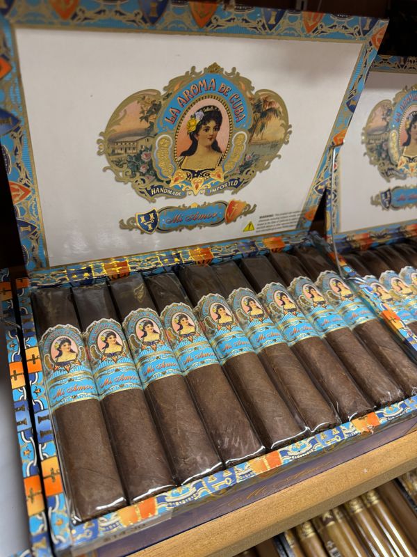 La Aroma de Cuba Mi Amor