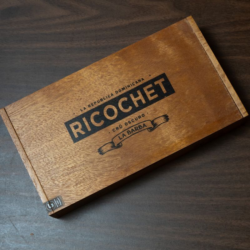 La Barba Ricochet Corona (bx/25)