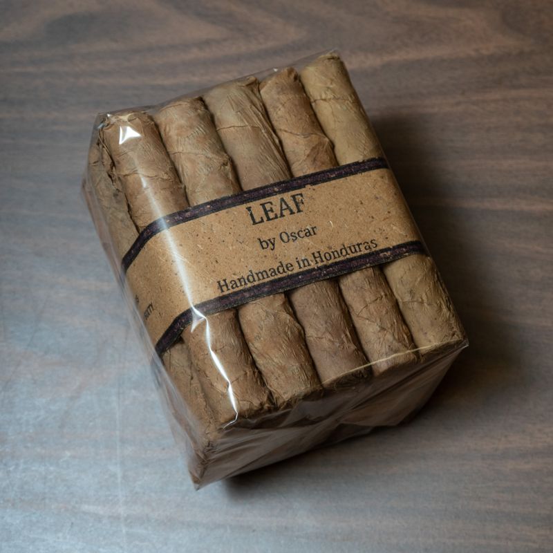 Leaf by Oscar Connecticut Toro Single (pk/20)