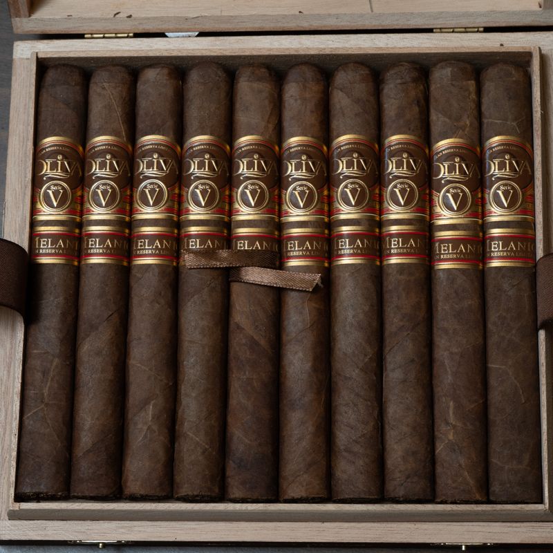 Oliva Serie V Melanio
