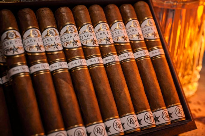 Rocky Patel Dark Star Robusto (pk/5)