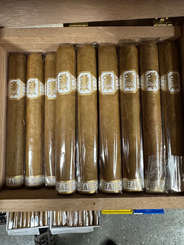 Undercrown Shade by Drew Estate