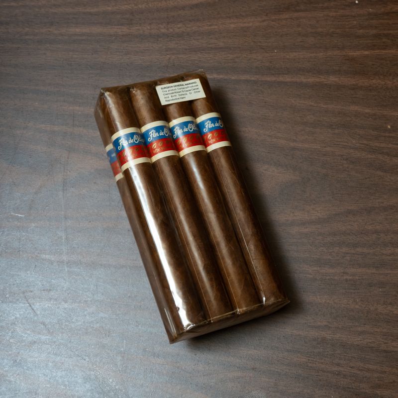 Oliva Flor de Oliva Toro Single (pk/20)