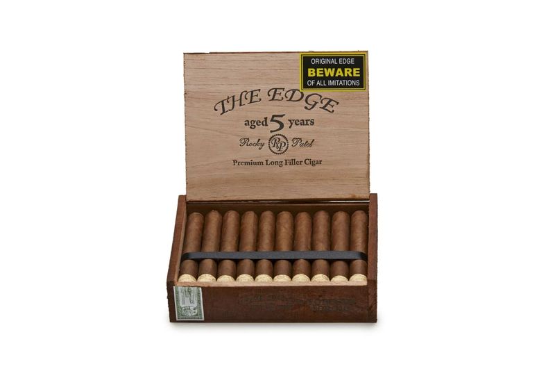 Rocky Patel The Edge Corojo Toro Corojo Single (bx/20)