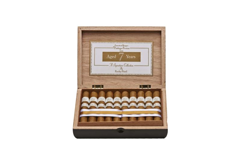 Rocky Patel Vintage 1999 Connecticut Petite Corona (pk/5)