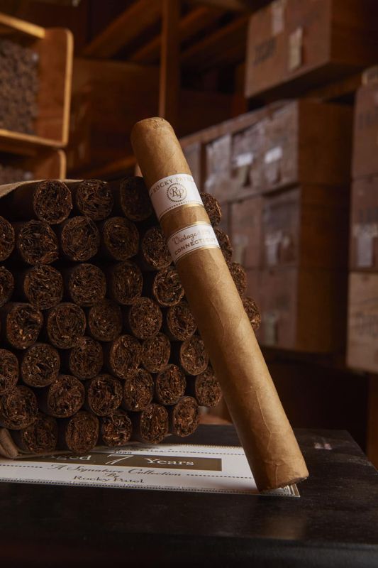Rocky Patel Vintage 1999 Connecticut Petite Corona (pk/5)