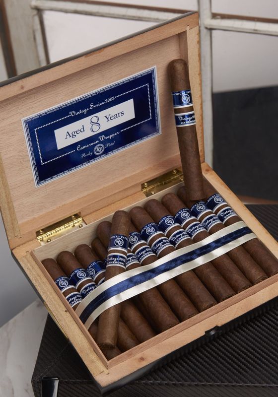 Rocky Patel Vintage 2003 Cameroon Robusto (pk/5)