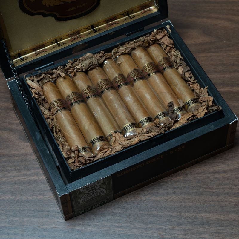 Tabak Especial by Drew Estate Toro Negra Single (bx/24)