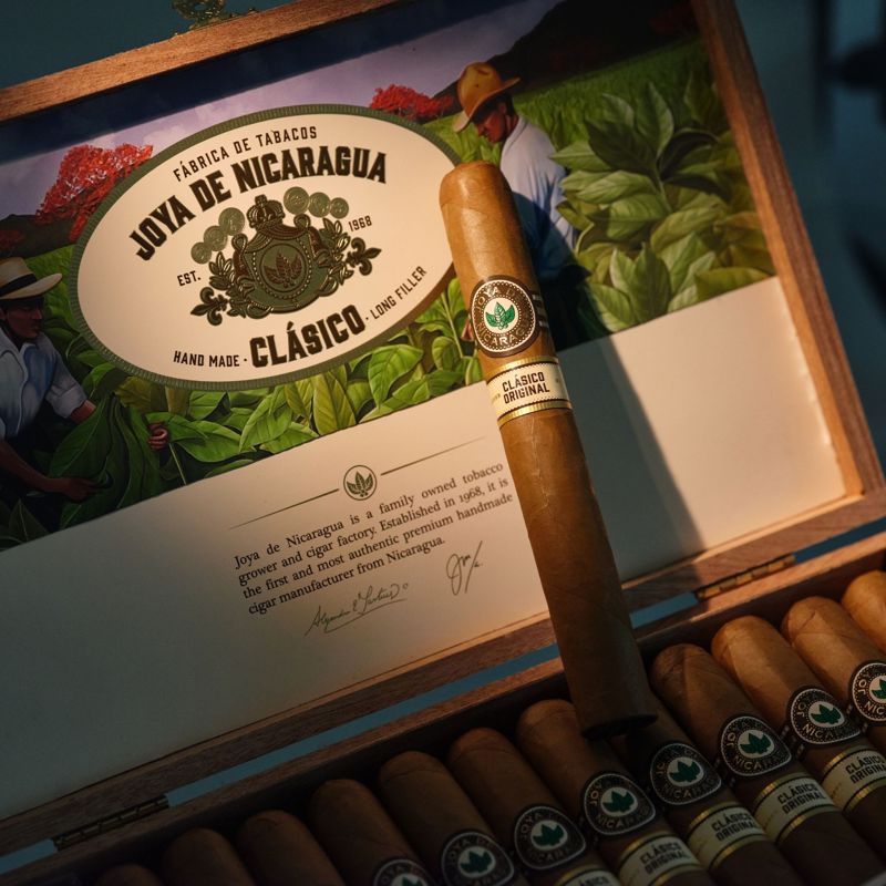 Joya de Nicaragua Clásico Original Toro (bd/25)