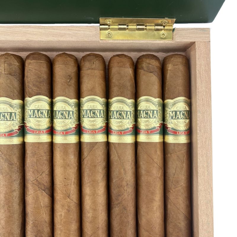 Casa Magna Liga F Toro (bx/10)