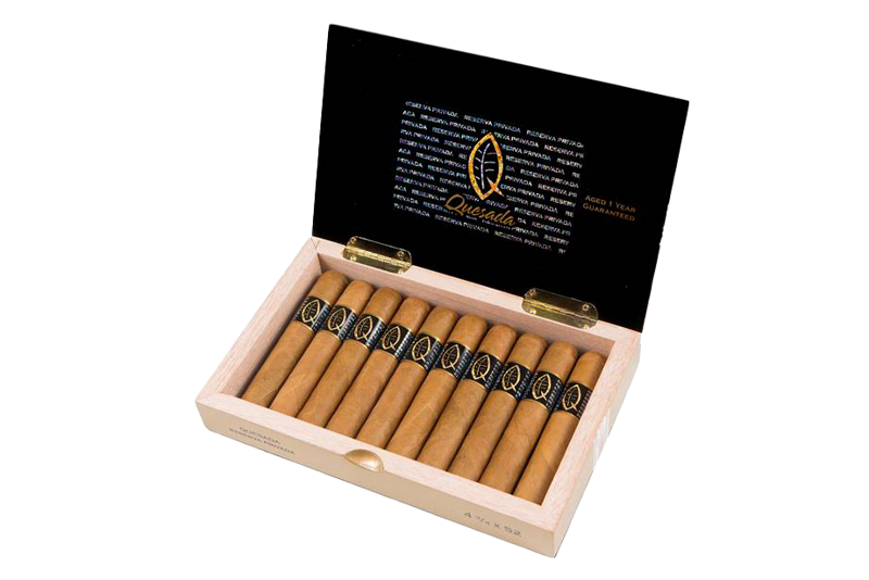 Quesada Reserva Privada Claro Robusto (pk/5)