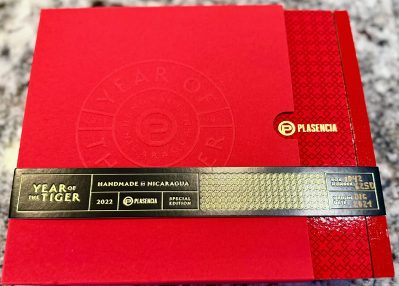 Plasencia Year of the Tiger Toro Extra (bx/8) Single