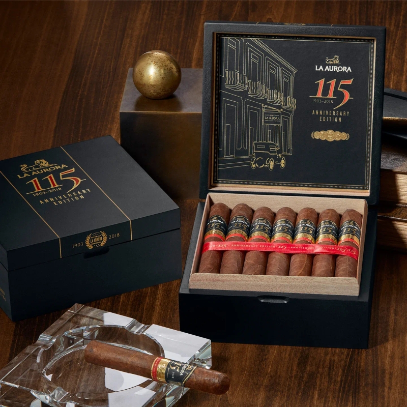 La Aurora 115 Anniversario Toro (5 3/4x54) | SINGLE