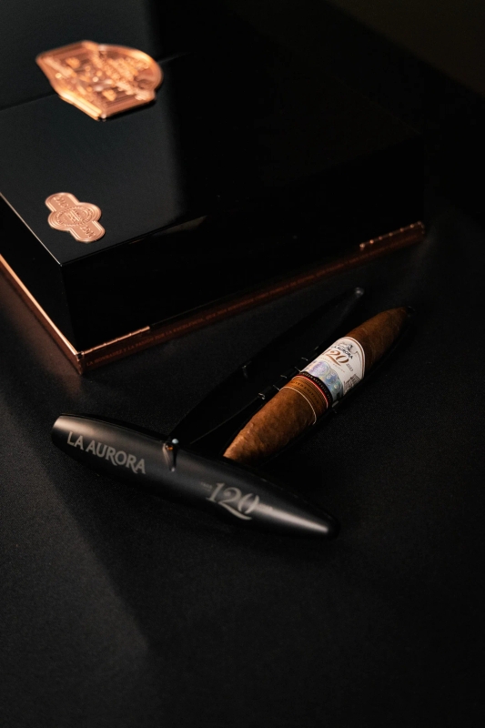 La Aurora 120 Anniversary Robusto (5.0x50) | SINGLE
