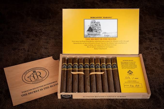 Altezas Reales Corona Gorda (5.8x48) | SINGLE
