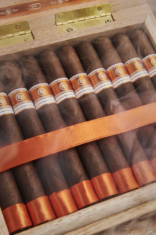 Rocky Patel Cigar Smoking World Championship Mareva (52x42) | SINGLE