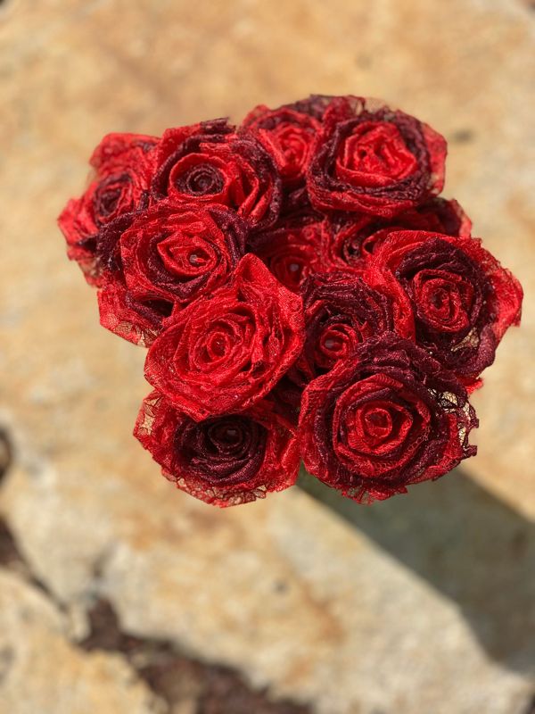 Red Ombré Lace Roses with Stems, Lace Flower Bouquet, Lace Flowers, Lace Roses, 13th Wedding Anniversary Gift, Lace Gift for Her, Thirteenth