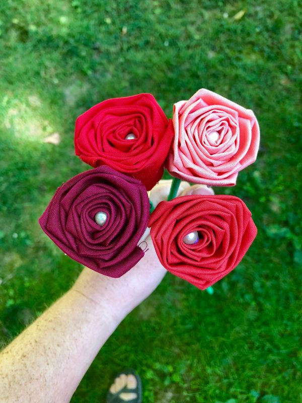 Red Cotton Roses with Stems, Red Ombré Flower Bouquet, Red Rose Bouquet, Cotton Roses, Cotton Anniversary, Second Anniversary, Gift for Her