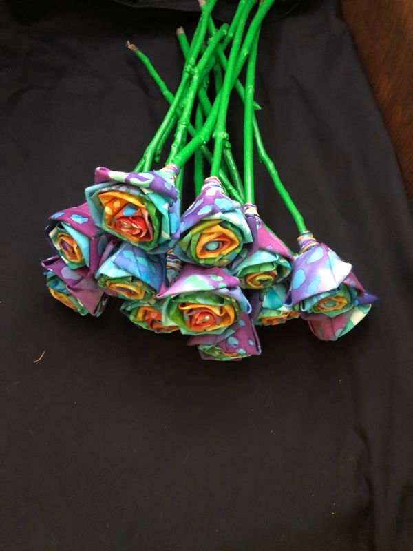 Tye Dye Rainbow Fabric Roses with Stems, Wedding Bouquet, Birthday Gift, Tie Dye Rainbow Roses, Unique Roses, Fabric Flowers