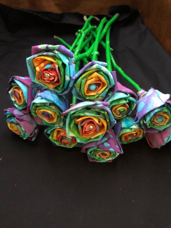 Tye Dye Rainbow Fabric Roses with Stems, Wedding Bouquet, Birthday Gift, Tie Dye Rainbow Roses, Unique Roses, Fabric Flowers
