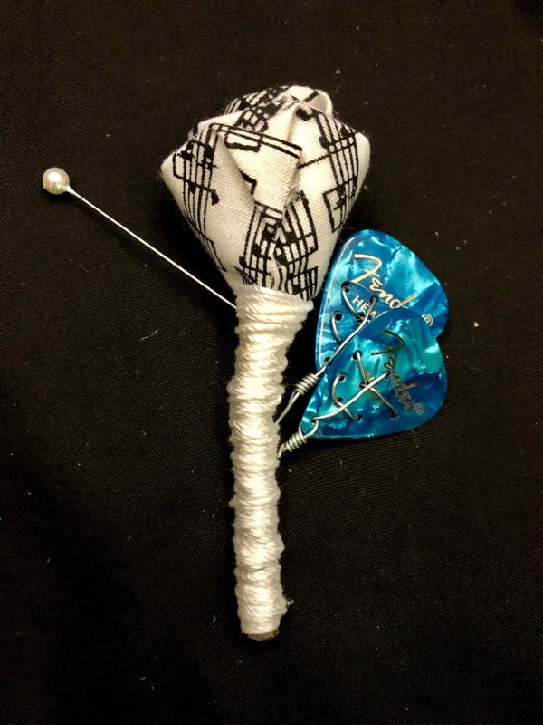 Sheet Music Fabric Boutonniere with Guitar Pick, Groom's Boutonniere, Music Lover Wedding, Music Boutonniere for Wedding, Unique Boutonnière