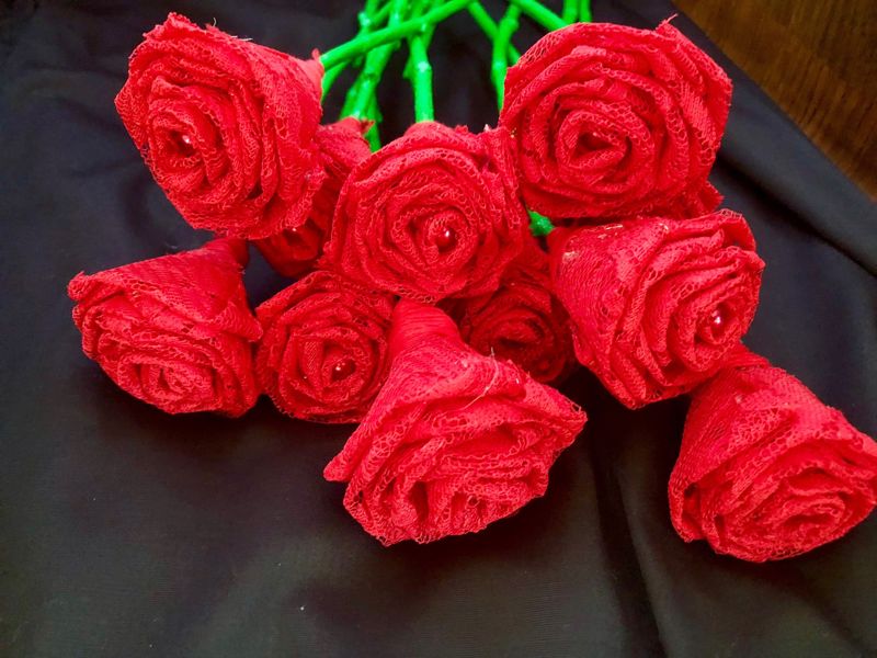 Red Lace Roses with Stems, Red Lace Flower Bouquet, Lace Flowers, Lace Roses, Red Roses, 13th Wedding Anniversary Gift, Wedding Bouquet