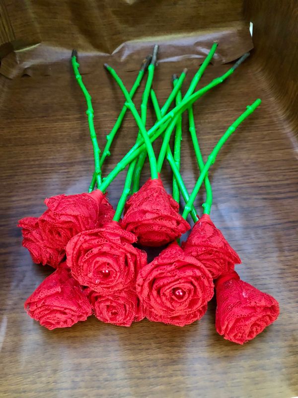 Red Lace Roses with Stems, Red Lace Flower Bouquet, Lace Flowers, Lace Roses, Red Roses, 13th Wedding Anniversary Gift, Wedding Bouquet