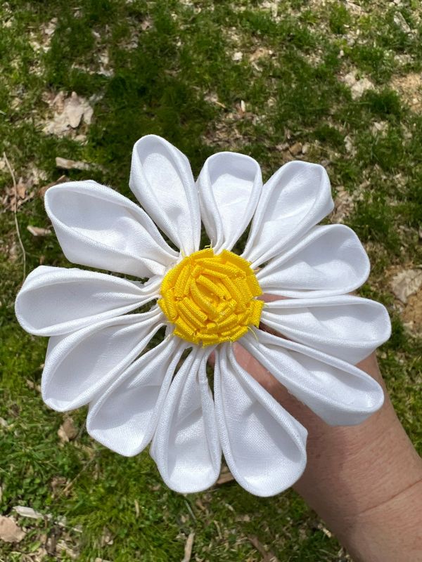 White Cotton Daises with Stem, Daisy Bouquet, Cotton Flower, Fabric Daisy, 2nd Wedding Anniversary, Cotton Anniversary, Gift for Her, Second
