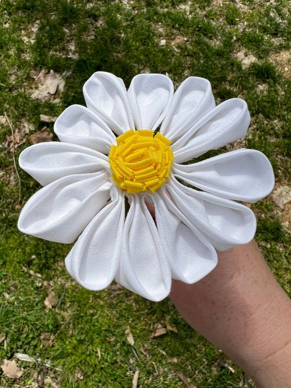 White Cotton Daises with Stem, Daisy Bouquet, Cotton Flower, Fabric Daisy, 2nd Wedding Anniversary, Cotton Anniversary, Gift for Her, Second
