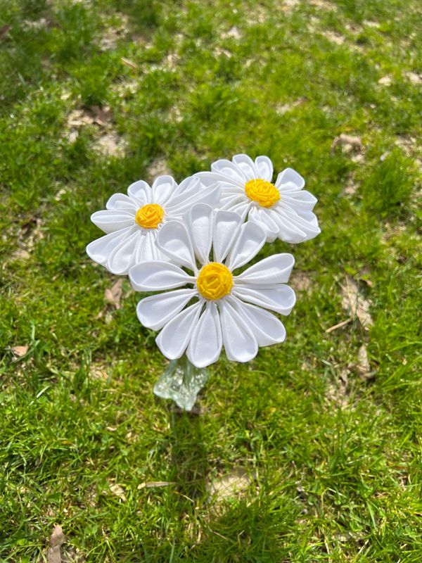 White Cotton Daises with Stem, Daisy Bouquet, Cotton Flower, Fabric Daisy, 2nd Wedding Anniversary, Cotton Anniversary, Gift for Her, Second