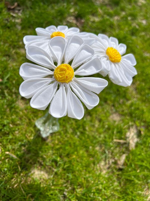 White Cotton Daises with Stem, Daisy Bouquet, Cotton Flower, Fabric Daisy, 2nd Wedding Anniversary, Cotton Anniversary, Gift for Her, Second