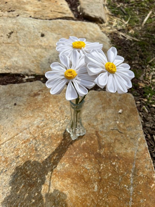 White Cotton Daises with Stem, Daisy Bouquet, Cotton Flower, Fabric Daisy, 2nd Wedding Anniversary, Cotton Anniversary, Gift for Her, Second