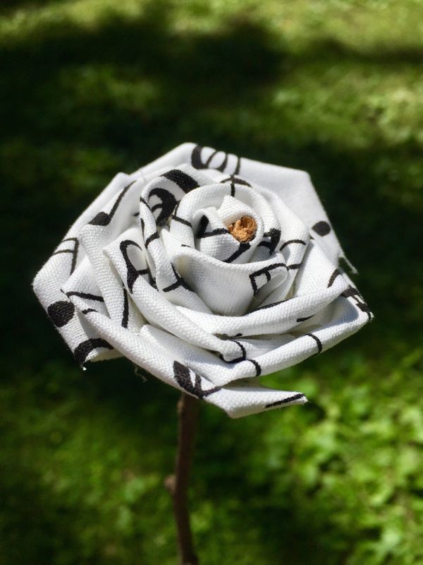 Sheet Music Cotton Roses with Stems, Wedding Bouquet, Birthday Gift, Sheet Music Roses, Gift for Her, Cotton Anniversary, Second Anniversary