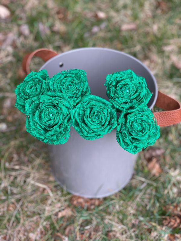 Kelly Green Lace Roses with Stems, Lace Flower Bouquet, Lace Flower, Lace Rose, 13th Wedding Anniversary Gift, Lace Gift for Her, Thirteenth
