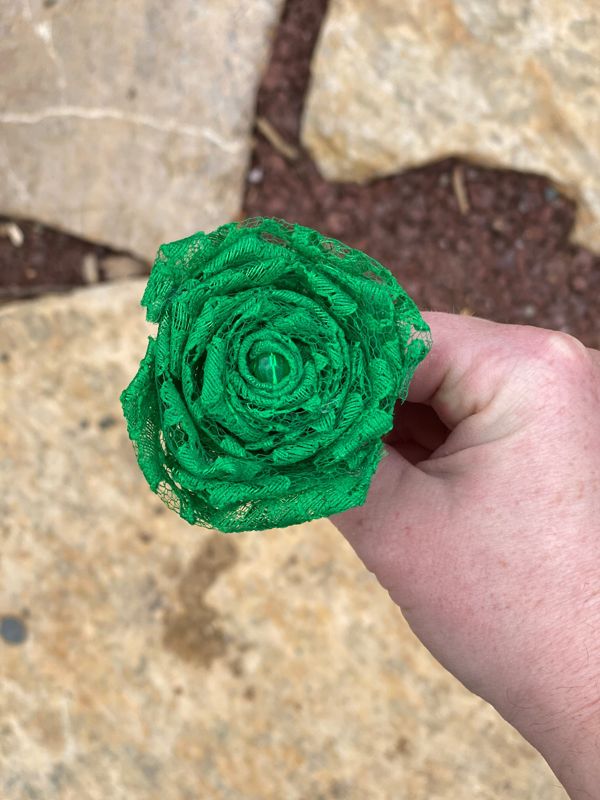 Kelly Green Lace Roses with Stems, Lace Flower Bouquet, Lace Flower, Lace Rose, 13th Wedding Anniversary Gift, Lace Gift for Her, Thirteenth