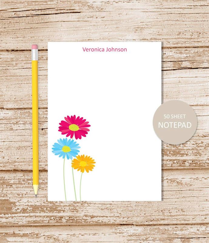 personalized floral notepad . COLORFUL DAISY notepad . personalized stationery . floral stationary . gerber daisies, flower note pad