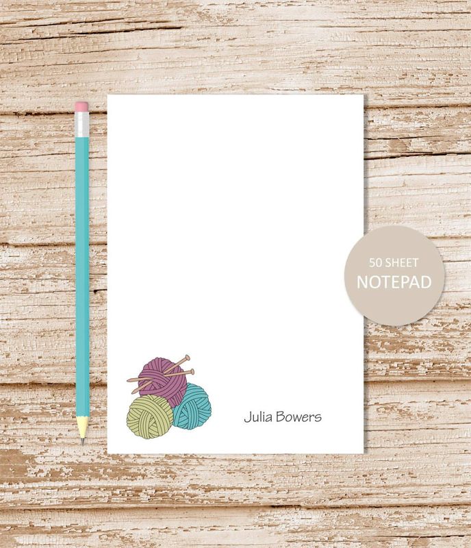 personalized notepad . KNITTING notepad . knitting note pad . custom stationery . knitter stationary . yarn ball needles . knitter gift