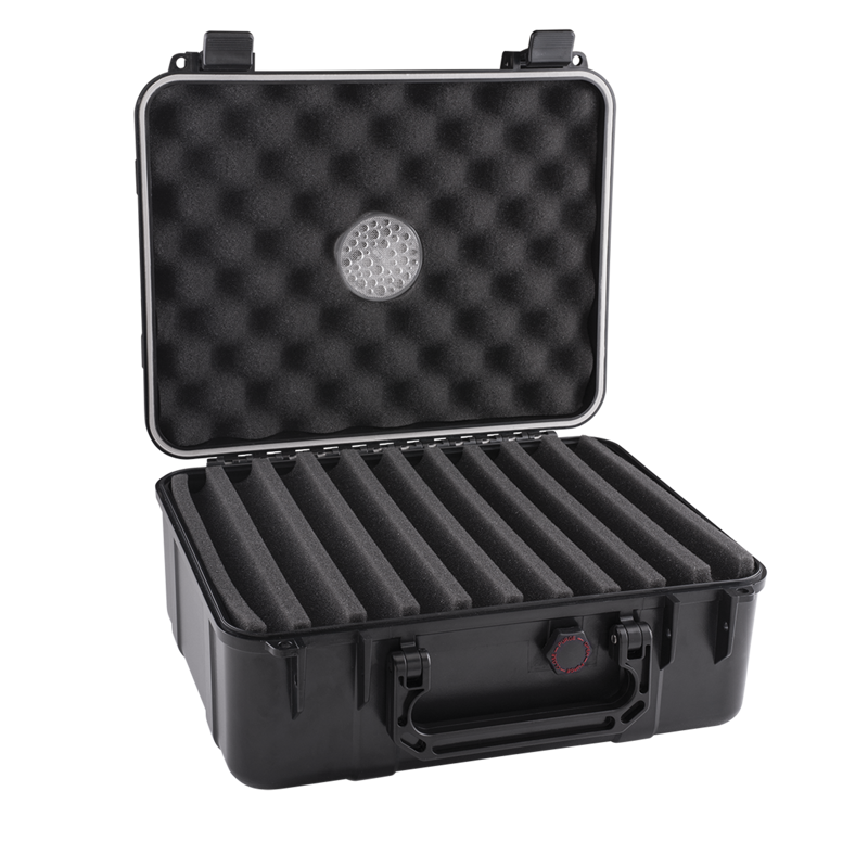 Xikar Cigar Travel Case: 40 Cigar Capacity Black No Label 30-50CT
